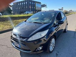 Nero Usata 2010 Ford Fiesta Tre volumi | 1890 € (Buon prezzo)