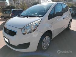 Bianco Usata 2012 Kia Venga LX Due volumi | 4799 € (Buon prezzo)