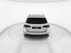 Argento Usata 2021 Mercedes B200 Monovolume | 26.000 € (Buon prezzo)
