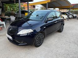 Blu Usata 2019 Lancia Ypsilon Platinum Due volumi | 8799 € (Buon prezzo)