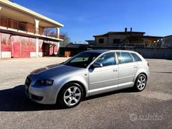 Grigio Usata 2005 Audi A3 Ambition Tre volumi | 2490 € (Buon prezzo)