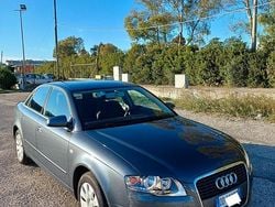 Grigio Usata 2006 Audi A4 Comfort Tre volumi | 6950 € (Molto cara)