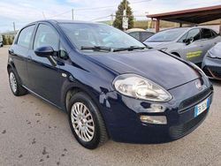 Blu/azzurro Usata 2015 Fiat Punto Lounge Tre volumi | 3900 € (Ottimo prezzo)