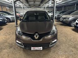 Marrone Usata 2015 Renault Captur Intens SUV | 8500 € (Buon prezzo)