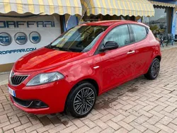 Rosso Usata 2022 Lancia Ypsilon Gold Due volumi | 12.500 € (Buon prezzo)