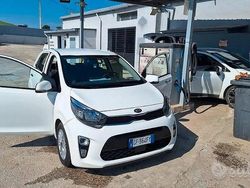 Bianco Usata 2021 Kia Picanto Due volumi | 9900 € (Buon prezzo)