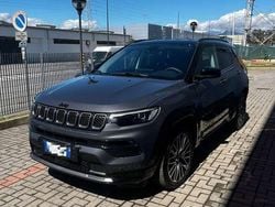 Grigio scurotetto nero Usata 2024 Jeep Compass Summit SUV | 27.800 € (Buon prezzo)