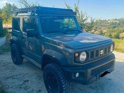 Grigio Usata 2023 Suzuki Jimny SUV | 26.500 € (Ottimo prezzo)