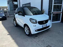 Bianco Usata 2016 Smart ForTwo Coupé Due volumi | 9490 € (Buon prezzo)