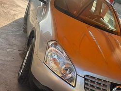 Grigio Usata 2009 Nissan Qashqai SUV | 5200 € (Molto cara)