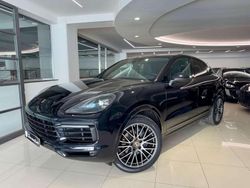 Nero(met.) Usata 2022 Porsche Cayenne SUV | 82.490 € (Cara)
