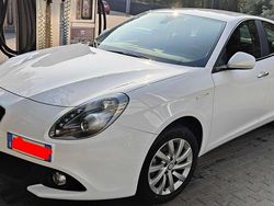 Usata 2017 Alfa Romeo Giulietta Distinctive Tre volumi | 12.500 € (Buon prezzo)