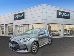 Grigio colosseo Usata 2020 Toyota Yaris Style Tre volumi | 16.900 € (Buon prezzo)