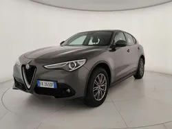 Grigio Usata 2017 Alfa Romeo Stelvio Business SUV | 20.600 € (Buon prezzo)