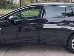 Nero Usata 2019 Opel Astra Innovation Station wagon | 9999 € (Buon prezzo)