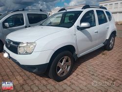 Bianco Usata 2011 Dacia Duster Lauréate Station wagon | 6900 € (Buon prezzo)