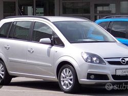 Grigio Usata 2005 Opel Zafira Cosmo Monovolume | 2990 € (Ottimo prezzo)