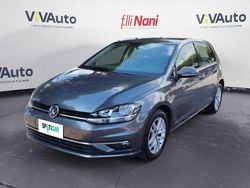 Grigio Usata 2019 VW Golf VII Business Tre volumi | 16.200 € (Buon prezzo)