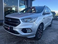 Grigio Usata 2020 Ford Kuga ST-Line SUV | 17.000 € (Ottimo prezzo)