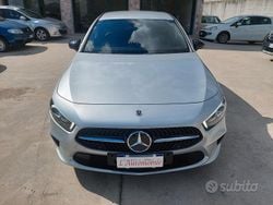 Grigio Usata 2021 Mercedes A180 Edition Tre volumi | 25.000 € (Ottimo prezzo)