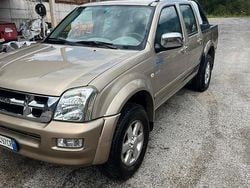 Grigio Usata 2005 Isuzu D-Max Pick-up | 6500 € (Buon prezzo)