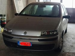 Usata 2002 Fiat Punto Due volumi | 1800 € (Buon prezzo)