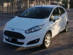 Bianco Usata 2015 Ford Fiesta Titanium Due volumi | 5700 € (Ottimo prezzo)