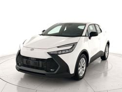 Bianco Nuova 2025 Toyota C-HR Active SUV | 28.500 € (Buon prezzo)