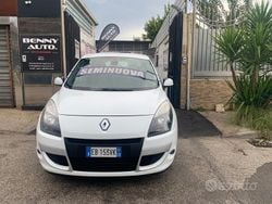 Bianco Usata 2010 Renault Scénic III Dynamique Monovolume | 3600 € (Ottimo prezzo)
