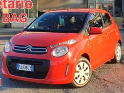Arancione Usata 2015 Citroën C1 Feel Due volumi | 9900 € (Molto cara)