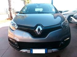 Grigio Usata 2017 Renault Captur Initiale Paris SUV | 11.800 € (Buon prezzo)