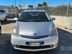 Grigio Usata 2008 Toyota Prius Due volumi | 2500 €
