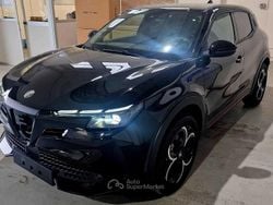 Nero Nuova 2025 Alfa Romeo GT Junior Edizione Speciale Tre volumi | 30.900 € (Cara)