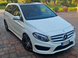 Bianco Usata 2017 Mercedes B200 AMG Monovolume | 15.990 € (Buon prezzo)