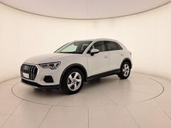 Bianco ghiacciaio metallizzato Usata 2024 Audi Q3 Advanced SUV | 34.900 € (Ottimo prezzo)