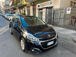 Blu Usata 2017 Peugeot 208 Allure Due volumi | 6961 € (Buon prezzo)