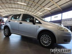 Grigio(met.) Usata 2010 Fiat Punto Evo Active Due volumi | 5500 € (Molto cara)