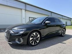 Usata 2020 Audi A3 Sportback S-Line Due volumi | 23.499 € (Molto cara)
