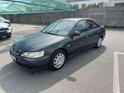 Usata 2001 Honda Accord LS Tre volumi | 3500 €