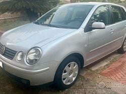 Grigio Usata 2005 VW Polo Due volumi | 2500 € (Buon prezzo)
