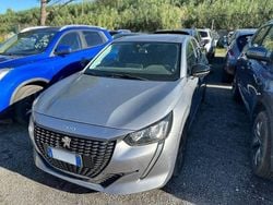 Bianco Usata 2023 Peugeot 208 Allure Due volumi | 14.950 € (Buon prezzo)