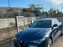 Blu Usata 2016 Alfa Romeo Giulia Tre volumi | 14.500 €