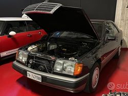 Grigio Usata 1988 Mercedes E300 Coupé | 8500 €
