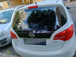 Usata 2011 Opel Meriva Cosmo Monovolume | 5000 € (Cara)