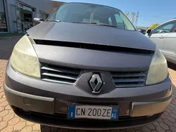 Grigio Usata 2004 Renault Scénic II Exception Monovolume | 1800 € (Buon prezzo)