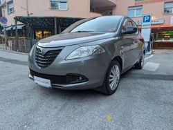 Grigio Usata 2015 Lancia Ypsilon Platinum Due volumi | 6990 € (Buon prezzo)