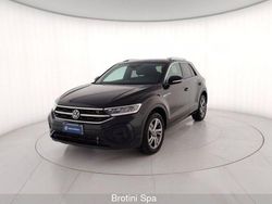Nero metallizzato Usata 2023 VW T-Roc R-line SUV | 23.950 € (Ottimo prezzo)