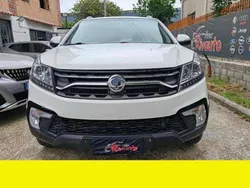 Bianco perlato Usata 2018 Ssangyong Korando Limited SUV | 12.900 € (Buon prezzo)