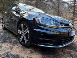 Nero Usata 2015 VW Golf VII R Tre volumi | 24.900 € (Molto cara)