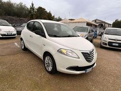 Bianco Usata 2013 Lancia Ypsilon S Due volumi | 4400 € (Super prezzo)